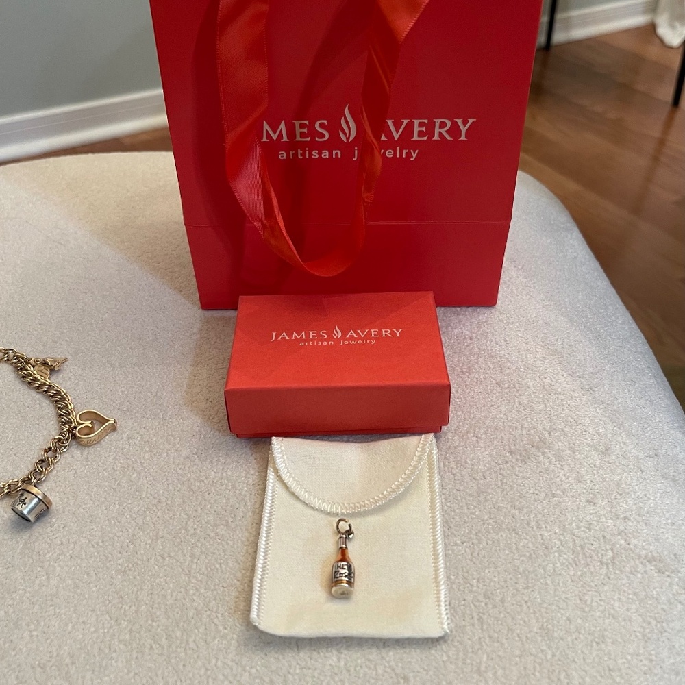 James Avery Hey rosé Bottle Charm